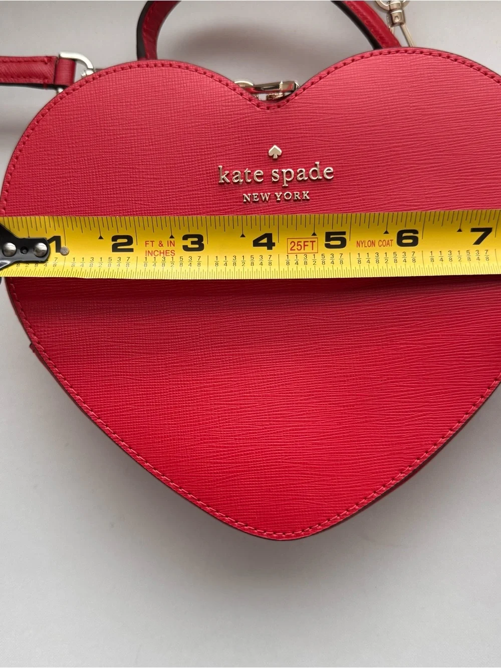 kate spade red heart-shaped crossbody - Picture 7 of 7
